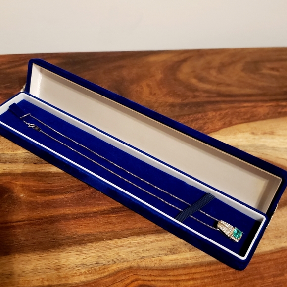 $7,000 Platinum Emerald Diamond Pendant Necklace - Picture 6 of 15